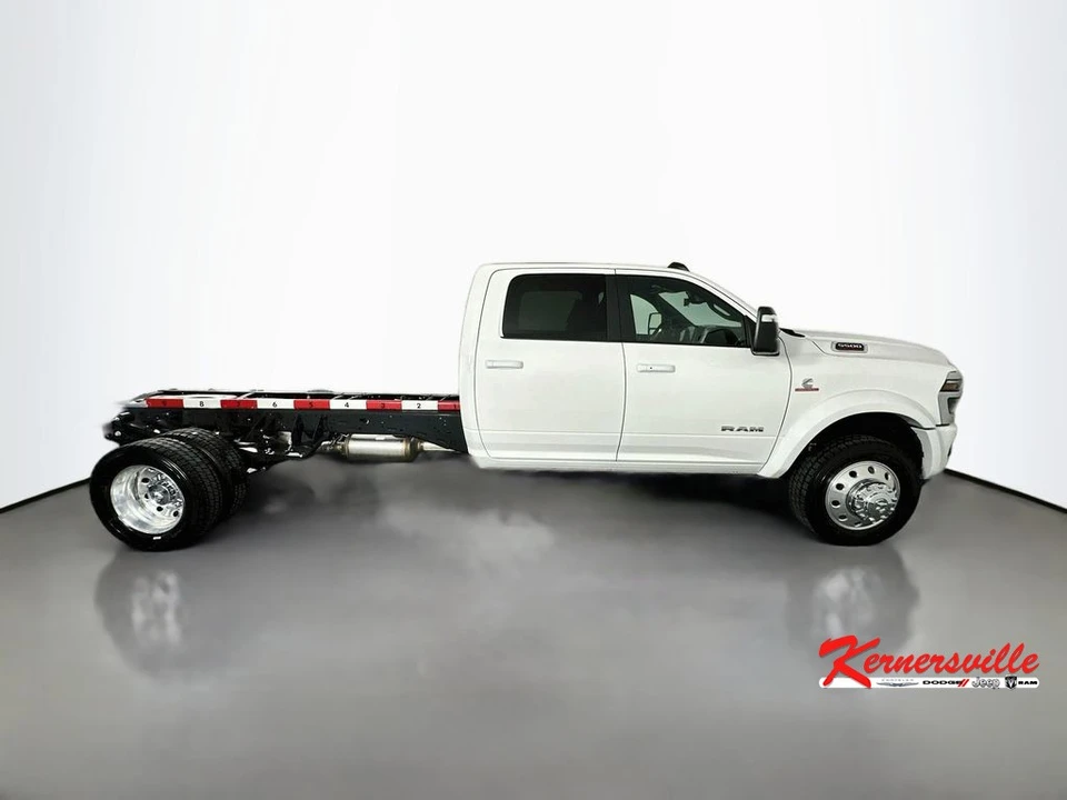 2026 Ram 4500 & 5500 - Image 8 of 20