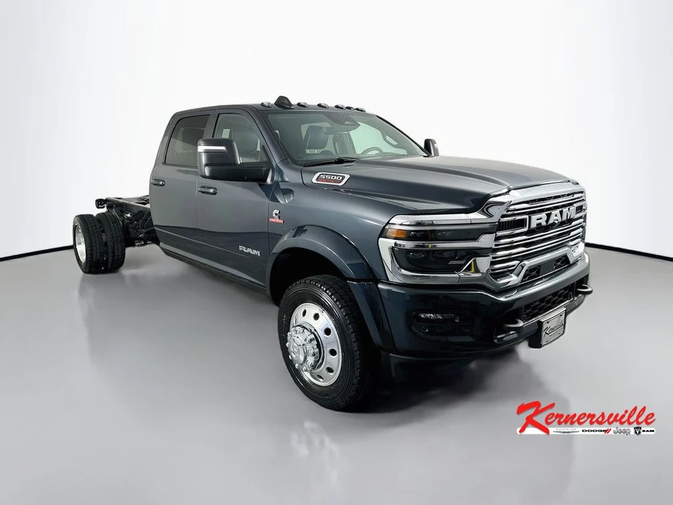 2026 Ram 4500 & 5500 - Image 2 of 18