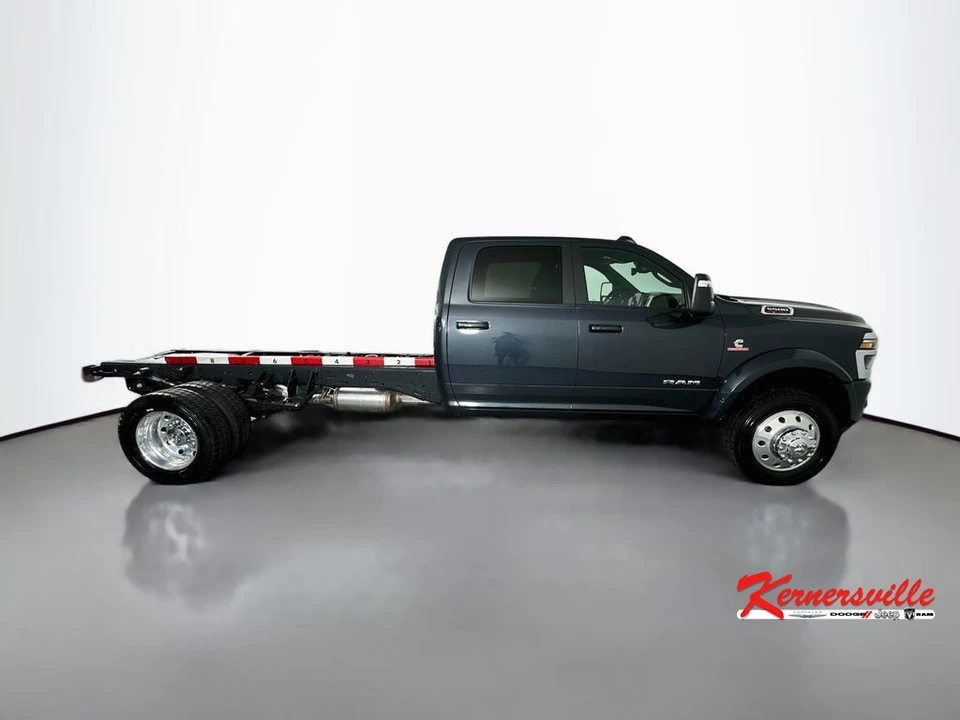 2026 Ram 4500 & 5500 - Image 6 of 18