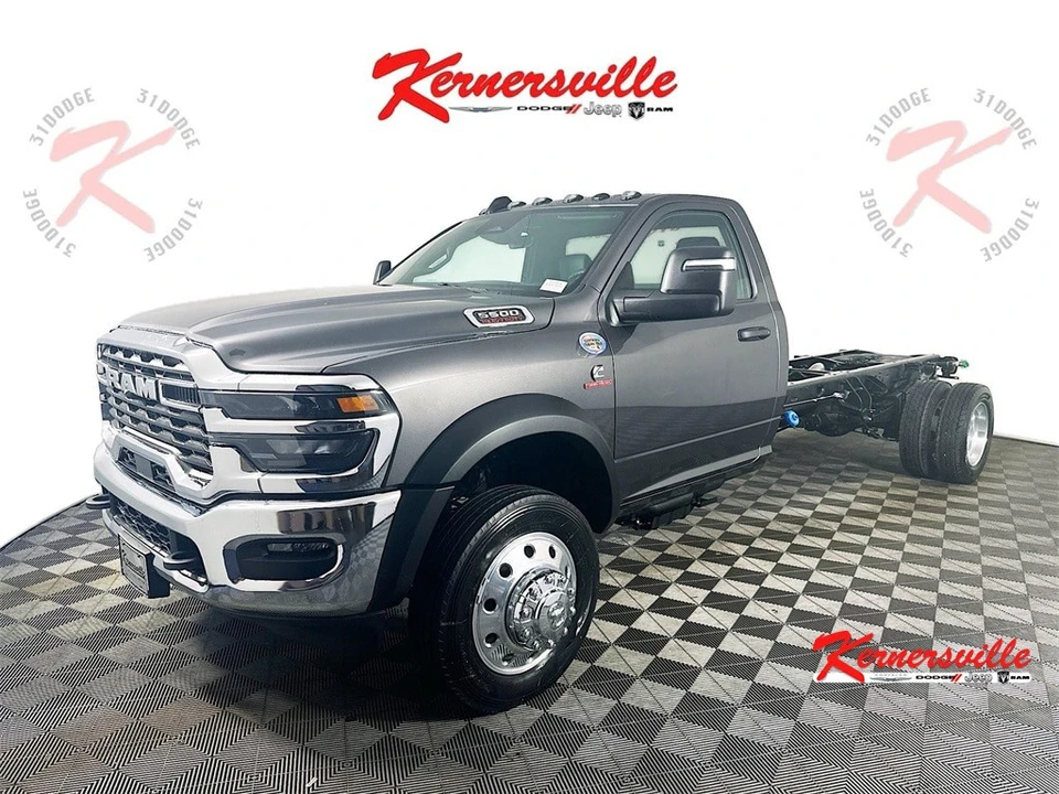 2026 Ram 4500 & 5500 - Image 3 of 12
