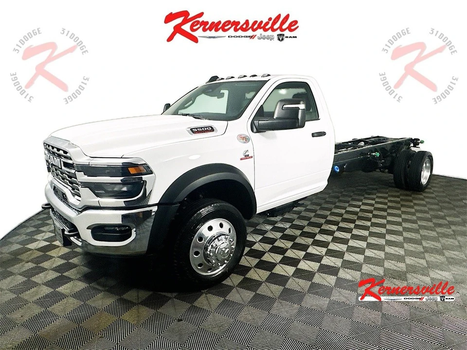 2026 Ram 4500 & 5500 - Image 3 of 20