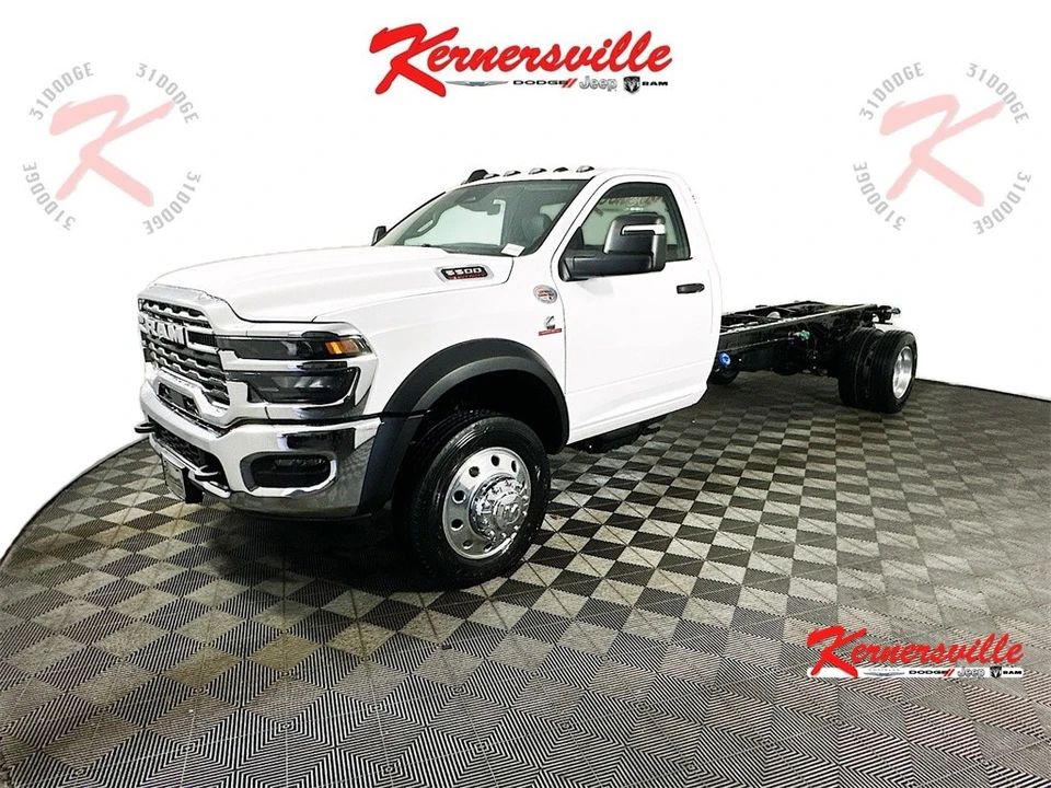 2026 Ram 4500 & 5500 - Image 3 of 12