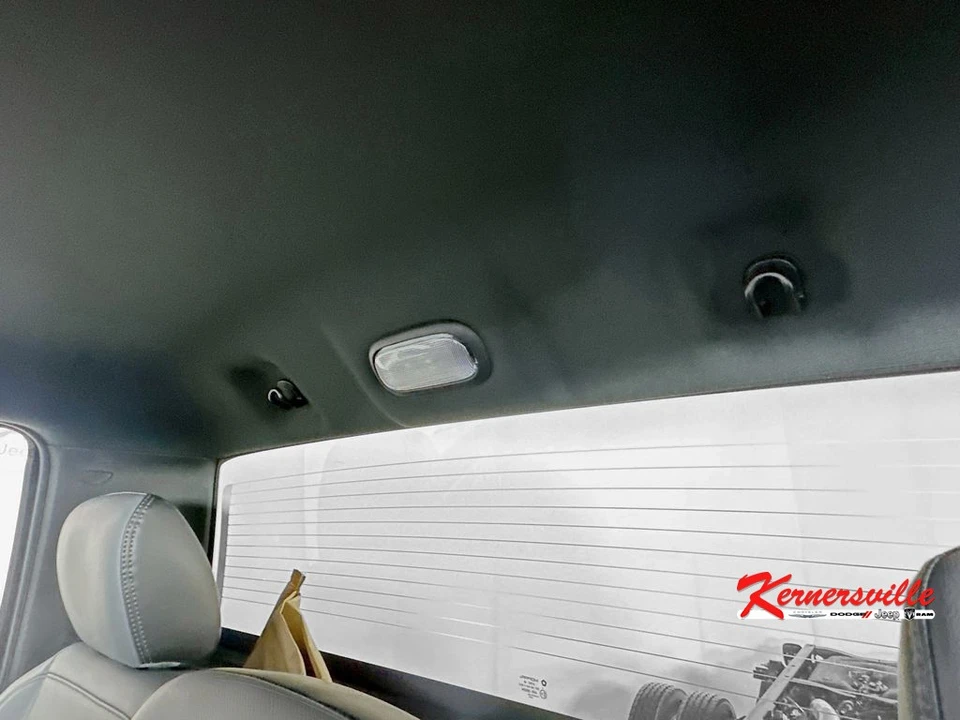 2026 Ram 4500 & 5500 - Image 14 of 21