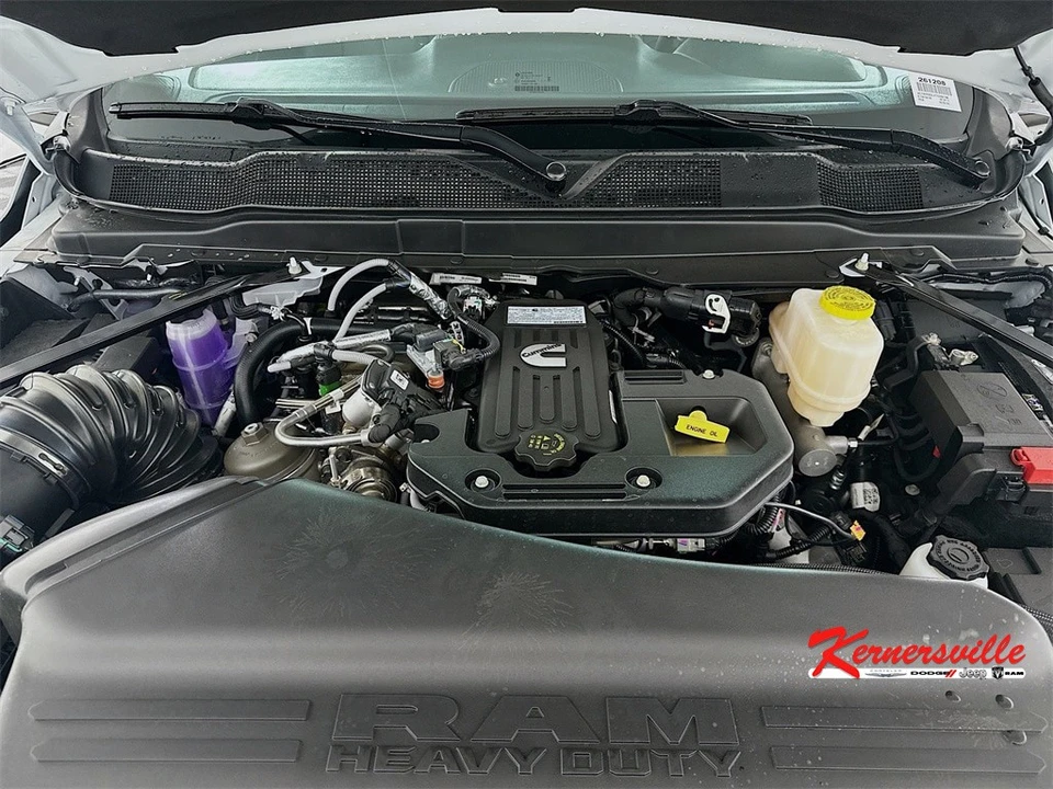 2026 Ram 4500 & 5500 - Image 17 of 21