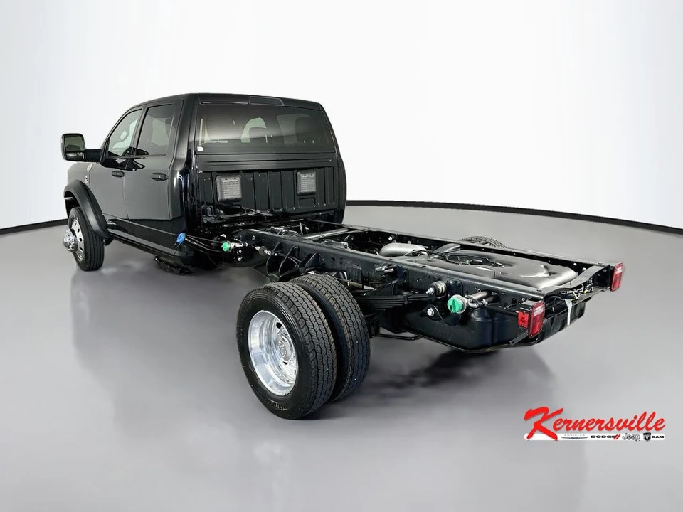 2026 Ram 4500 & 5500 - Image 5 of 20