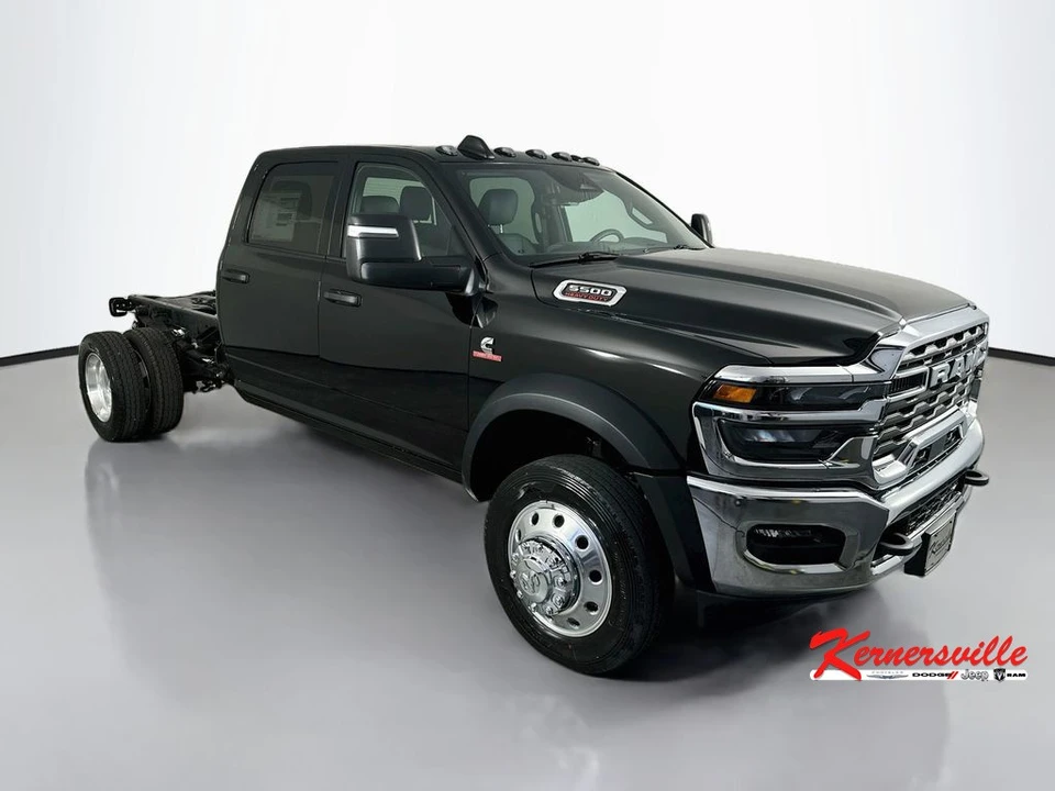 2026 Ram 4500 & 5500 - Image 2 of 21