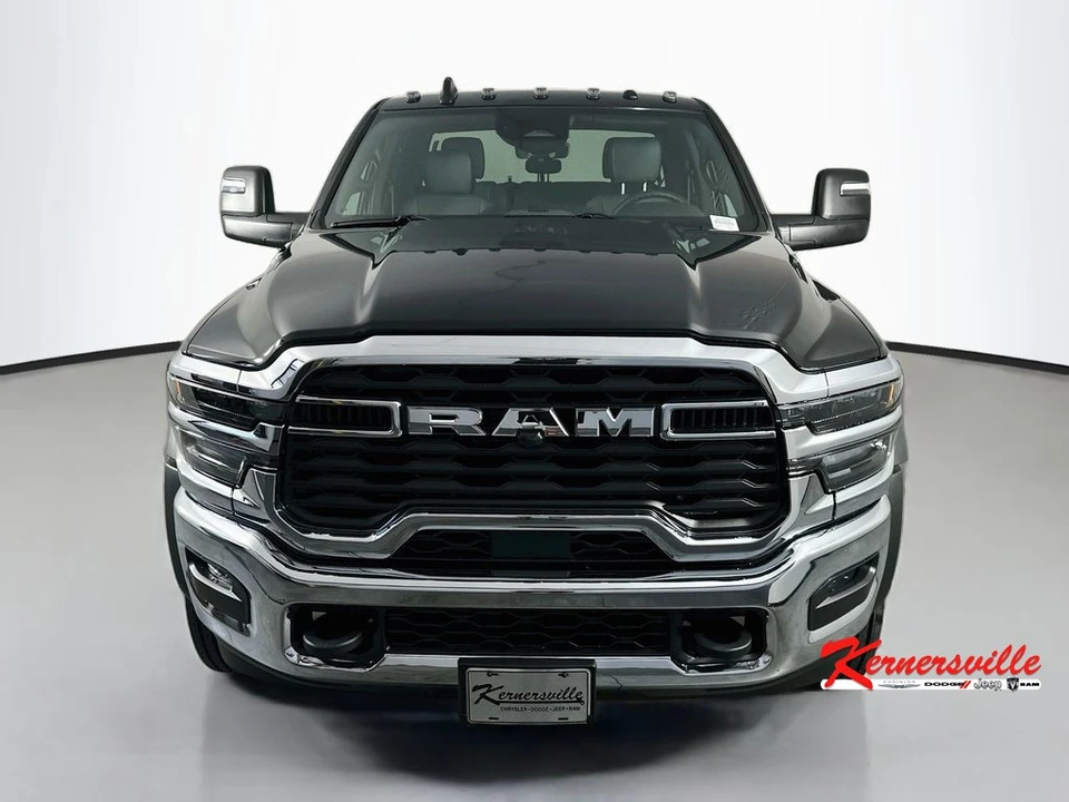 2026 Ram 4500 & 5500 - Image 3 of 21