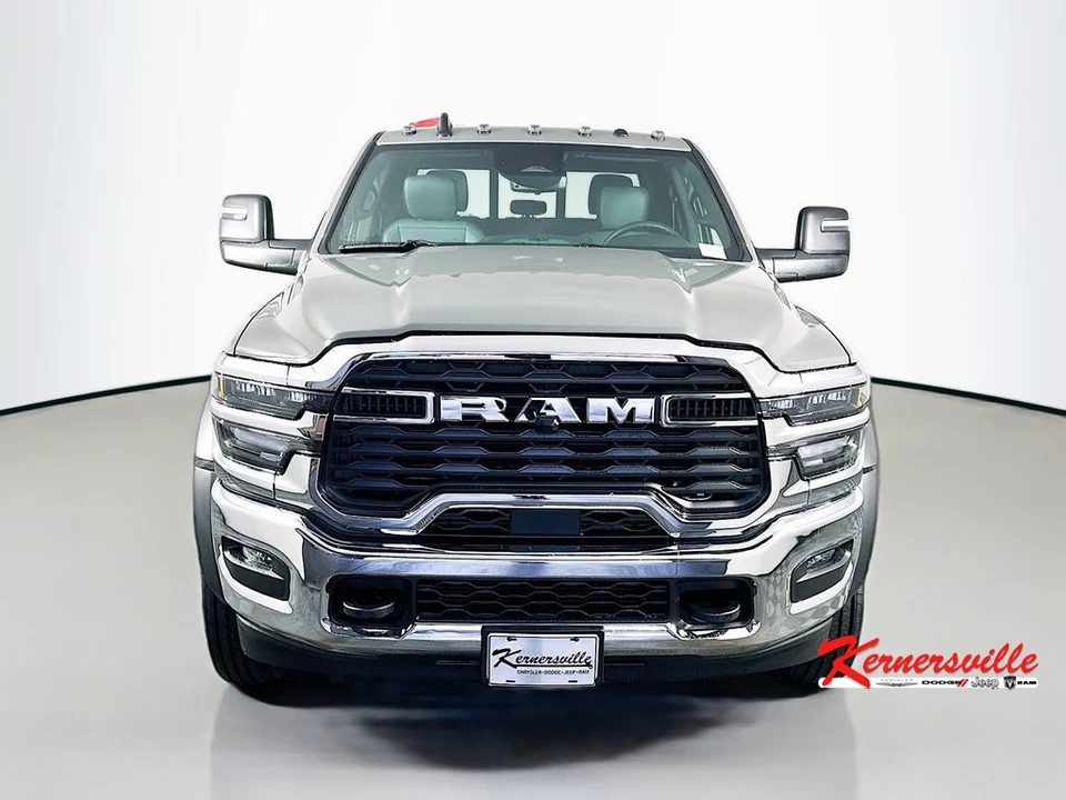 2026 Ram 4500 & 5500 - Image 2 of 21