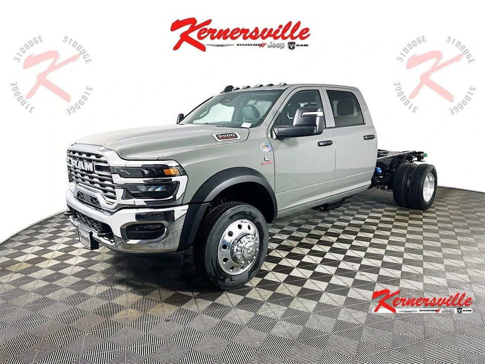 2026 Ram 4500 & 5500 - Image 3 of 21