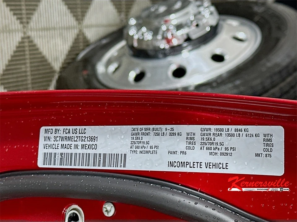 2026 Ram 4500 & 5500 - Image 18 of 20