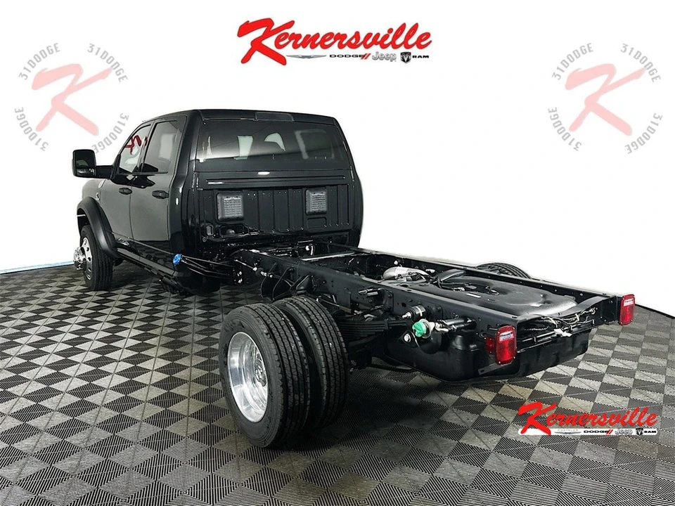2026 Ram 4500 & 5500 - Image 5 of 20