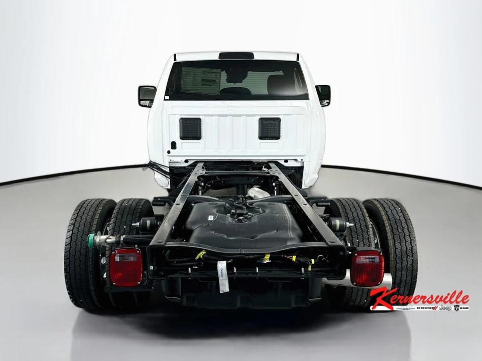 2026 Ram 4500 & 5500 - Image 6 of 20
