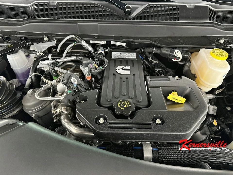 2026 Ram 4500 & 5500 - Image 17 of 20
