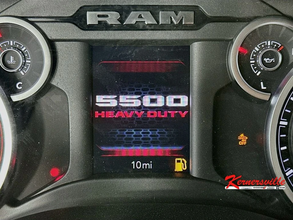 2026 Ram 4500 & 5500 - Image 11 of 20