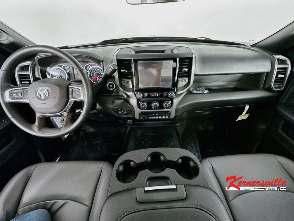 2026 Ram 4500 & 5500 - Image 9 of 20