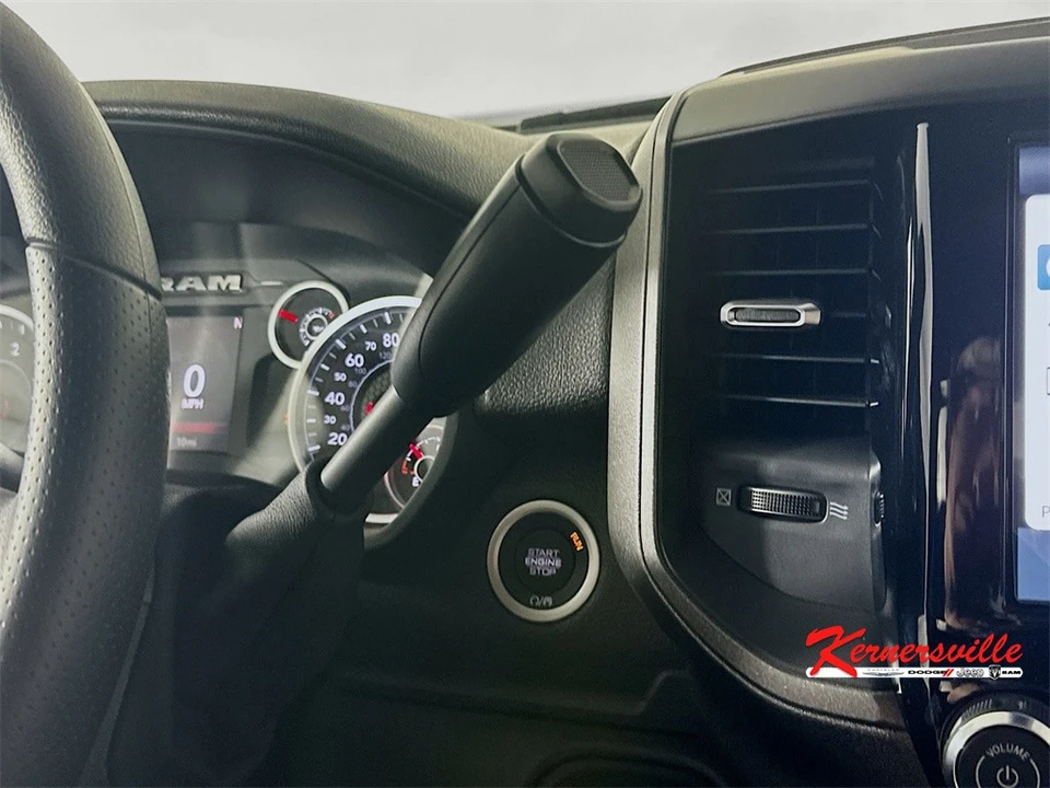 2026 Ram 4500 & 5500 - Image 12 of 20