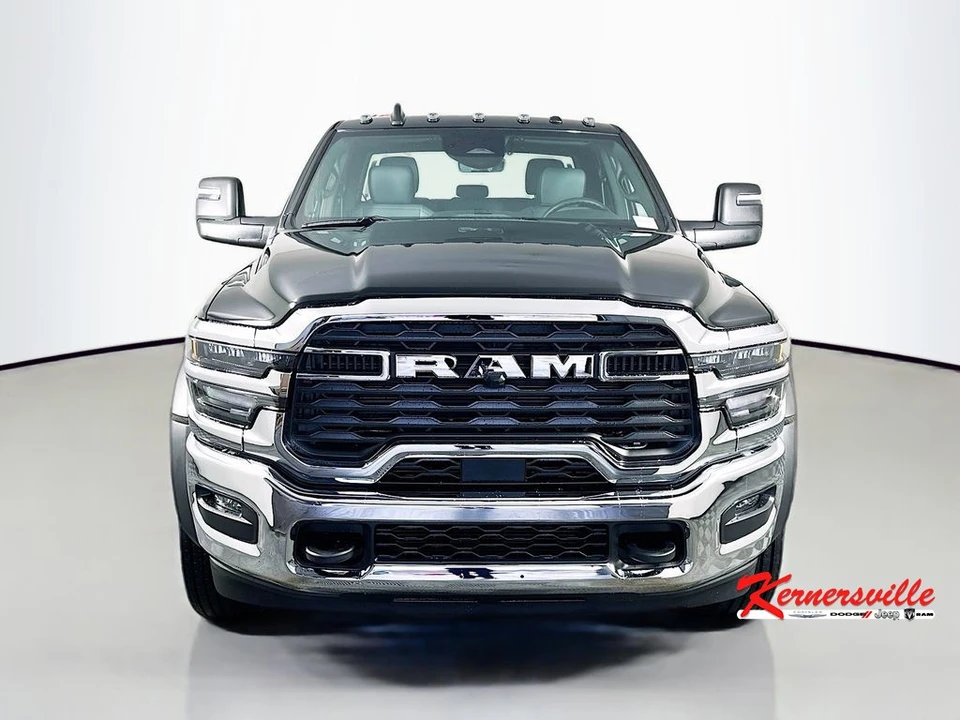 2026 Ram 4500 & 5500 - Image 2 of 21