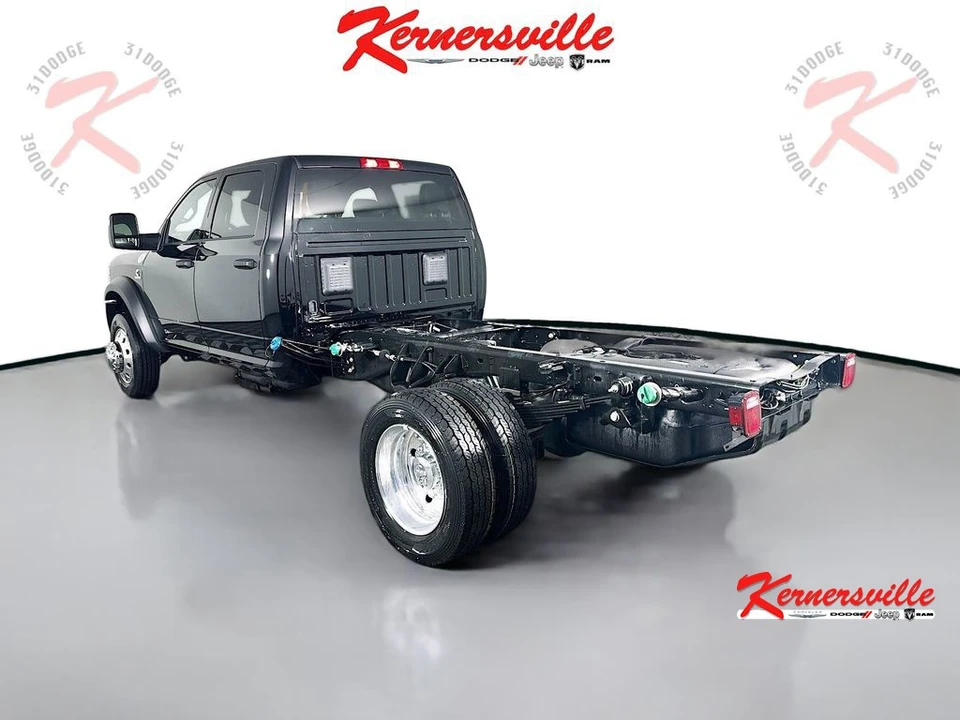 2026 Ram 4500 & 5500 - Image 5 of 21