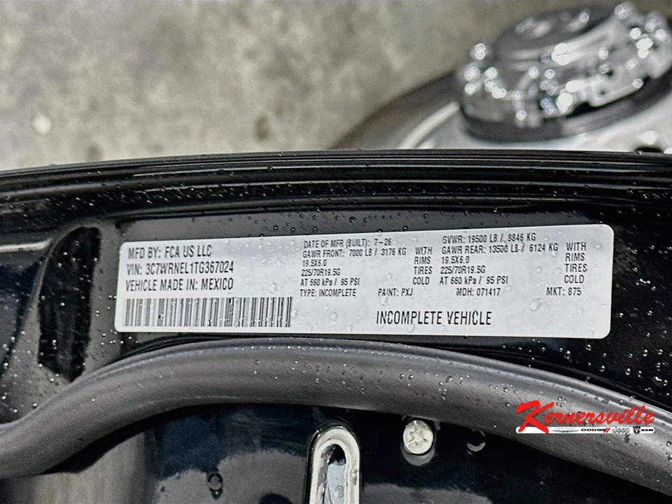 2026 Ram 4500 & 5500 - Image 18 of 20