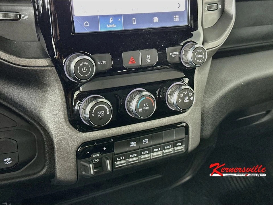 2026 Ram 4500 & 5500 - Image 15 of 20