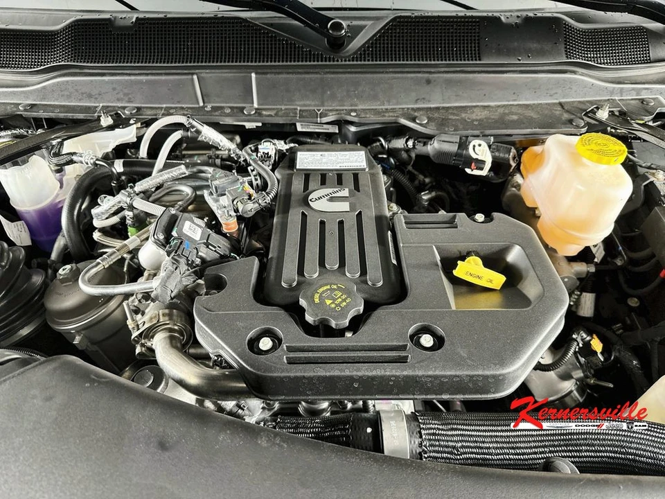 2026 Ram 4500 & 5500 - Image 17 of 20