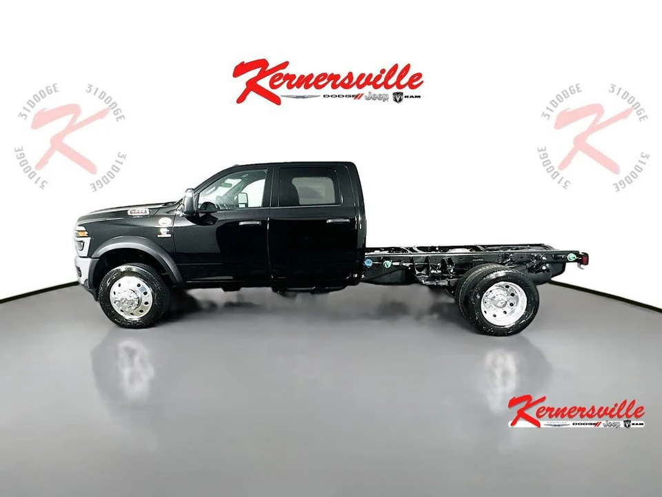 2026 Ram 4500 & 5500 - Image 4 of 21