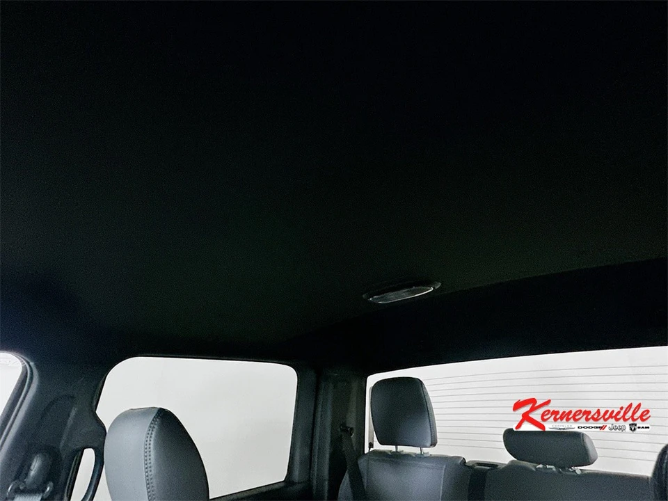 2026 Ram 4500 & 5500 - Image 14 of 21