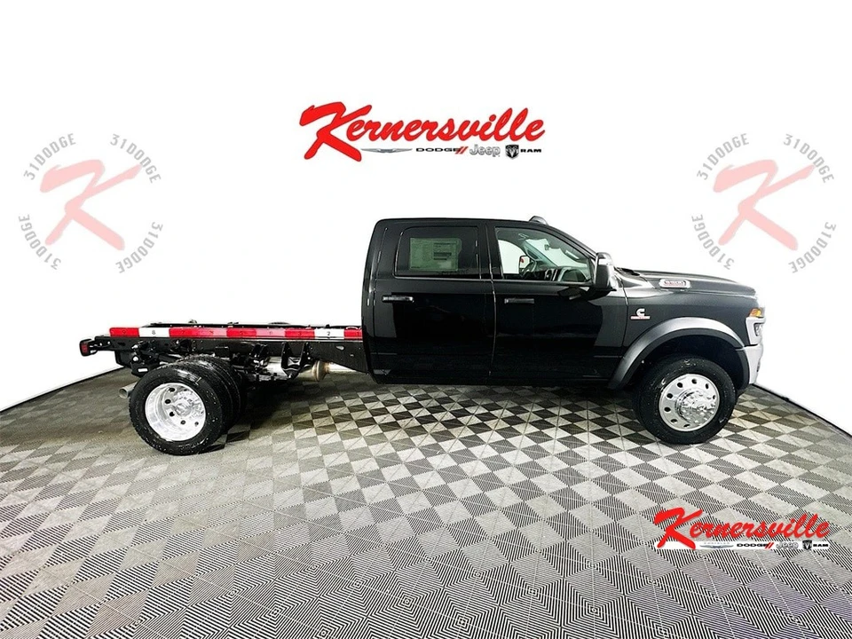 2026 Ram 4500 & 5500 - Image 8 of 20