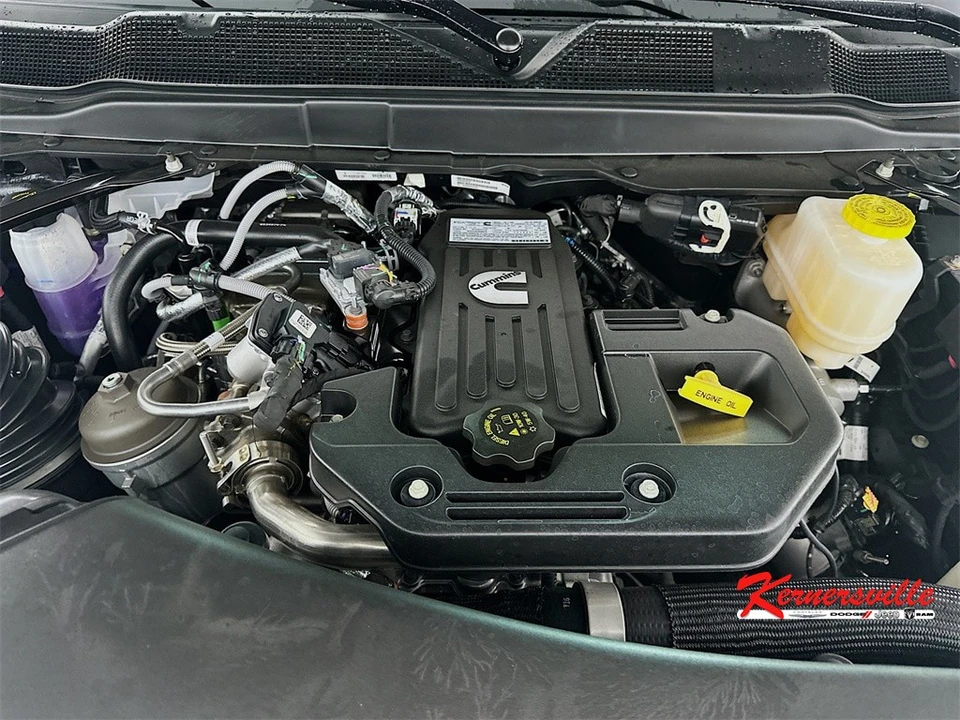 2026 Ram 4500 & 5500 - Image 17 of 20