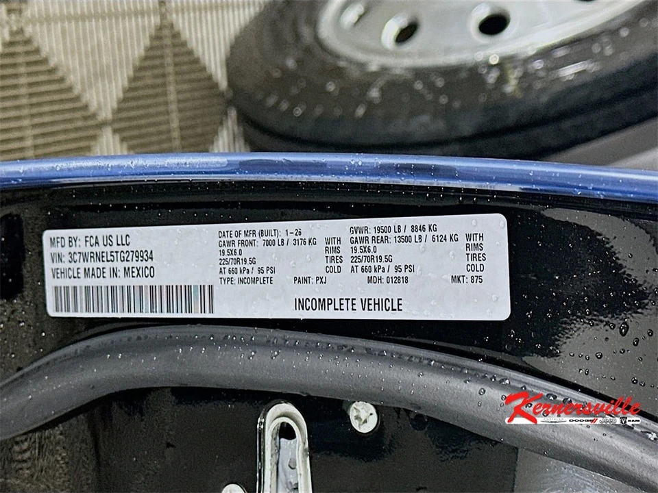 2026 Ram 4500 & 5500 - Image 18 of 20