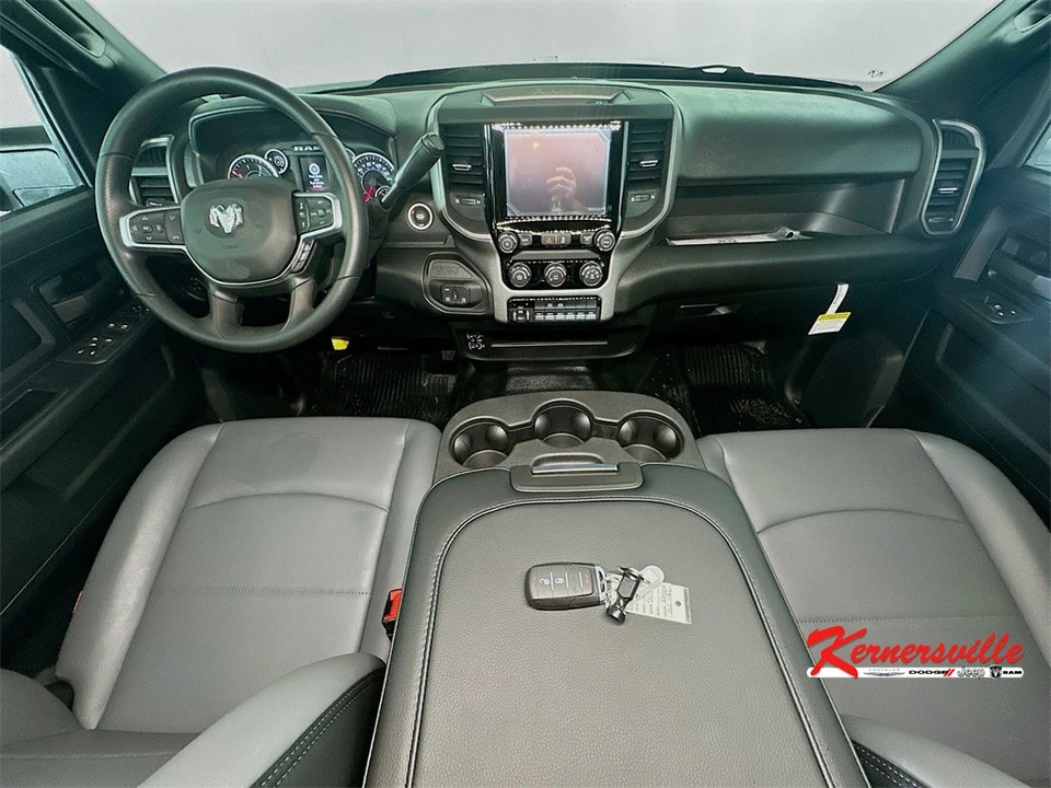 2026 Ram 4500 & 5500 - Image 9 of 20