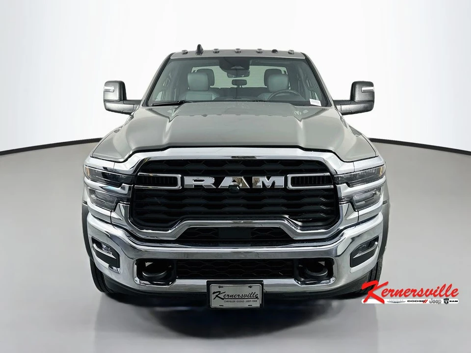 2026 Ram 4500 & 5500 - Image 2 of 20