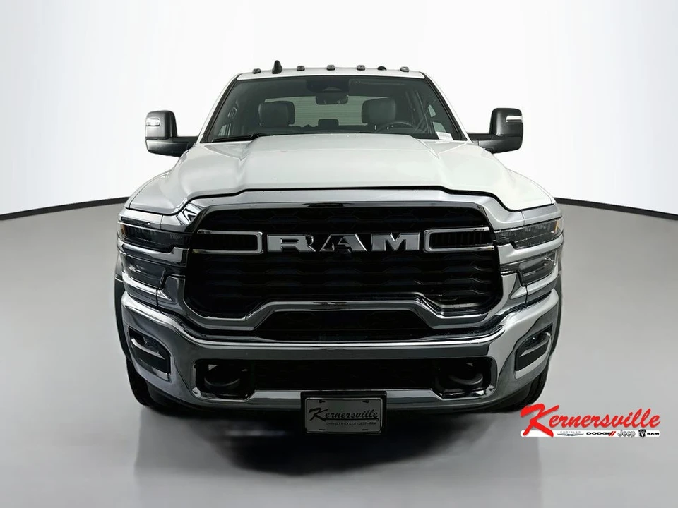2026 Ram 4500 & 5500 - Image 2 of 20