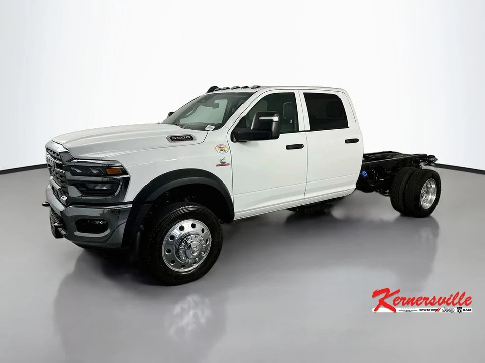 2026 Ram 4500 & 5500 - Image 3 of 20
