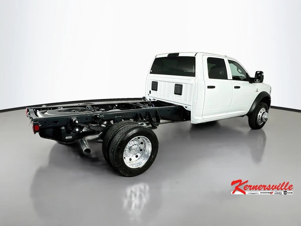 2026 Ram 4500 & 5500 - Image 7 of 20