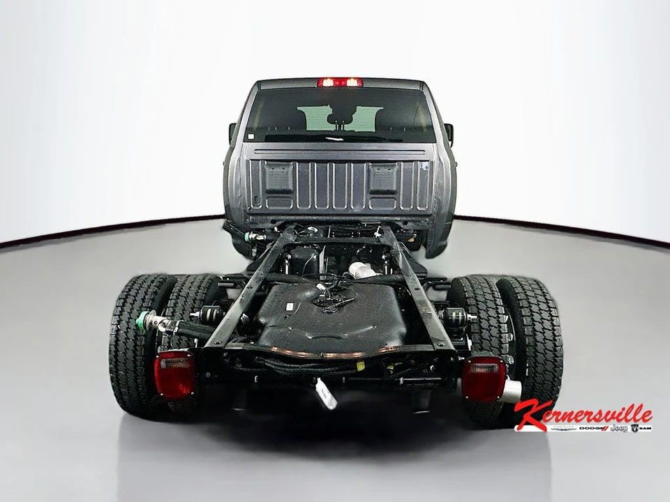 2026 Ram 4500 & 5500 - Image 6 of 20