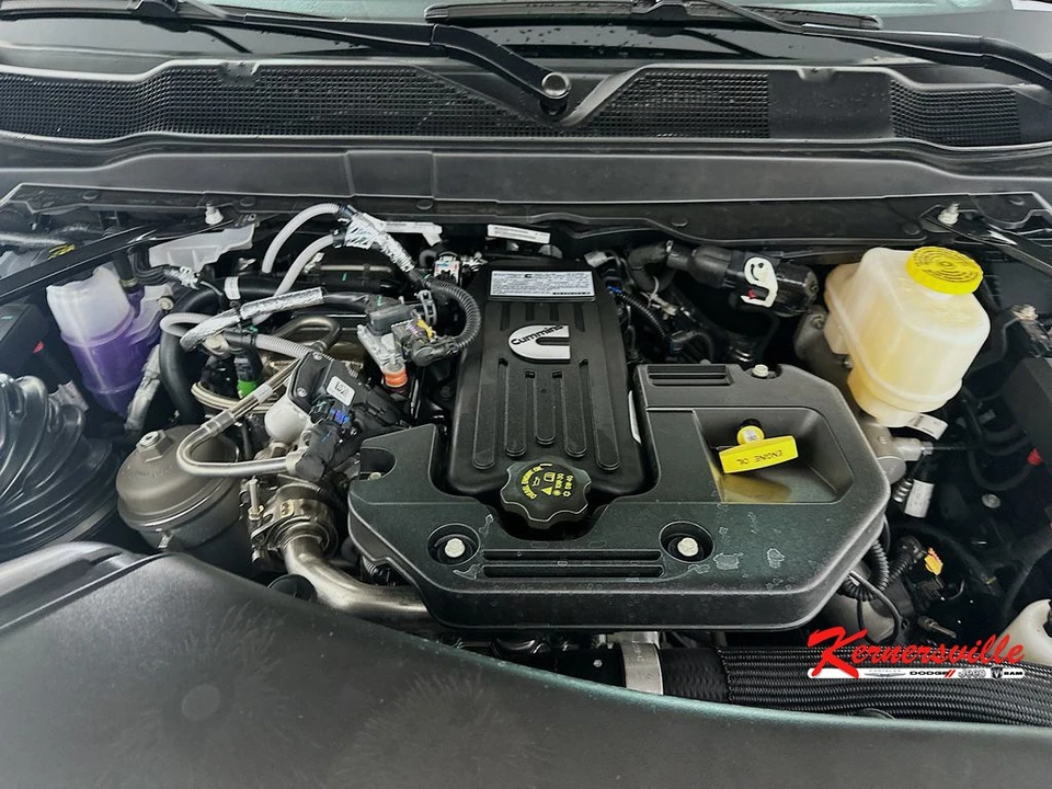 2026 Ram 4500 & 5500 - Image 17 of 20