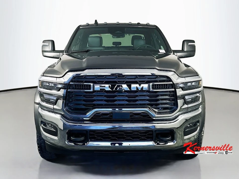 2026 Ram 4500 & 5500 - Image 3 of 12