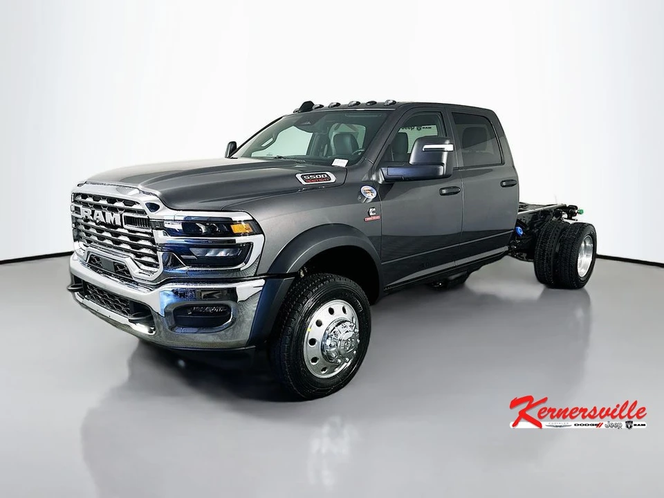 2026 Ram 4500 & 5500 - Image 3 of 21