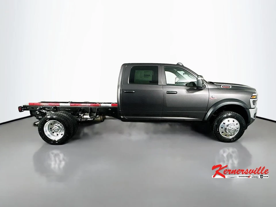 2026 Ram 4500 & 5500 - Image 8 of 21