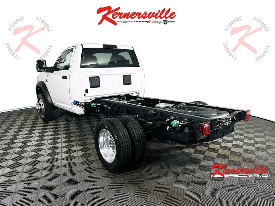 2026 Ram 4500 & 5500 - Image 5 of 20