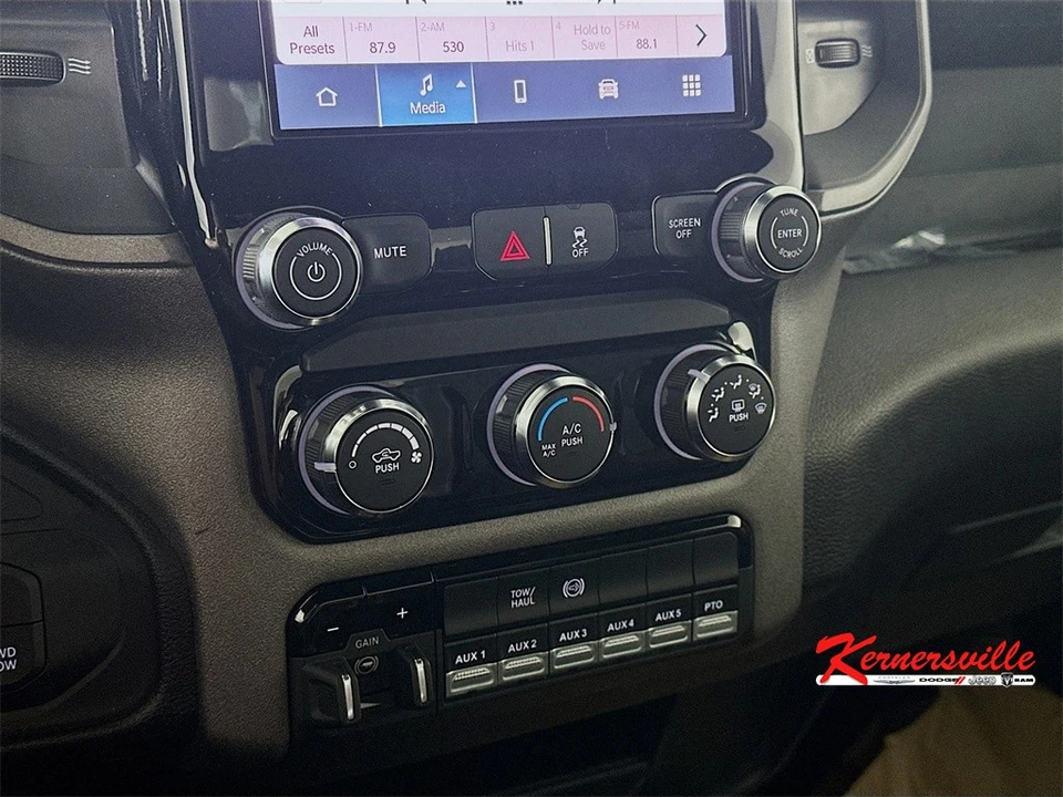 2026 Ram 4500 & 5500 - Image 15 of 20