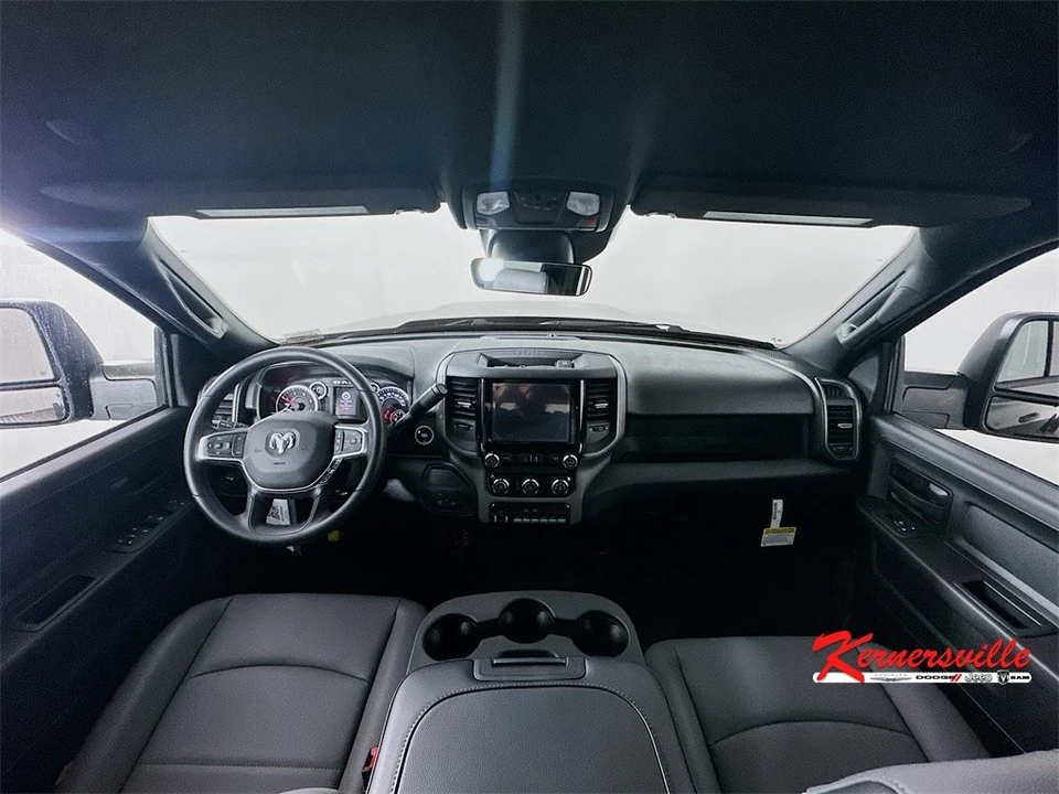 2026 Ram 4500 & 5500 - Image 9 of 21