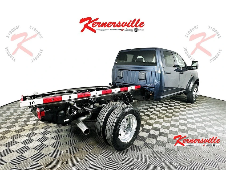 2026 Ram 4500 & 5500 - Image 7 of 21