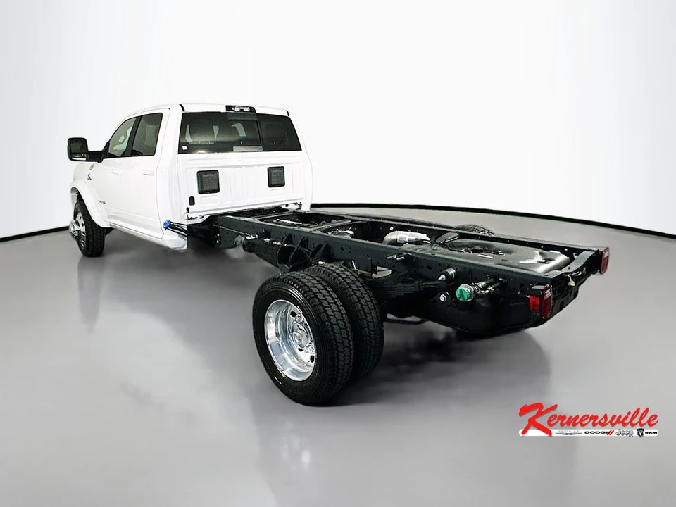 2026 Ram 4500 & 5500 - Image 5 of 20