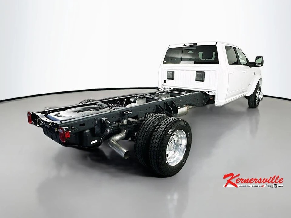 2026 Ram 4500 & 5500 - Image 7 of 20