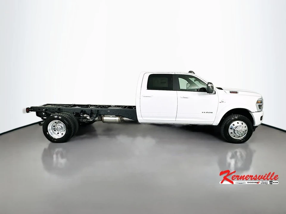 2026 Ram 4500 & 5500 - Image 8 of 20