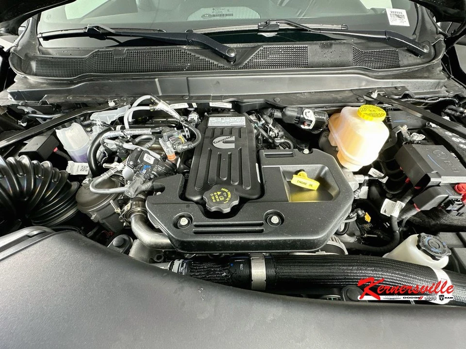 2026 Ram 4500 & 5500 - Image 16 of 20