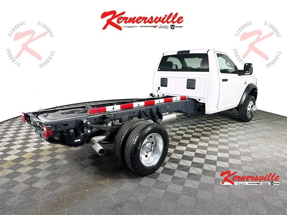 2026 Ram 4500 & 5500 - Image 7 of 21