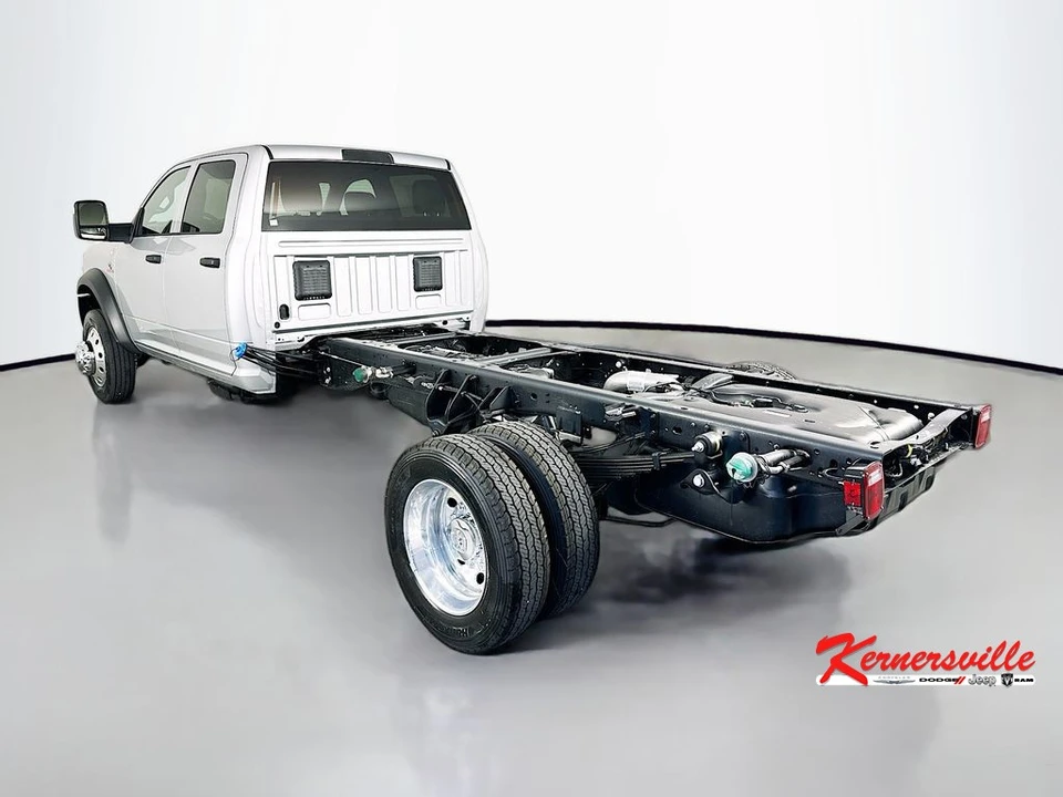 2026 Ram 4500 & 5500 - Image 5 of 20